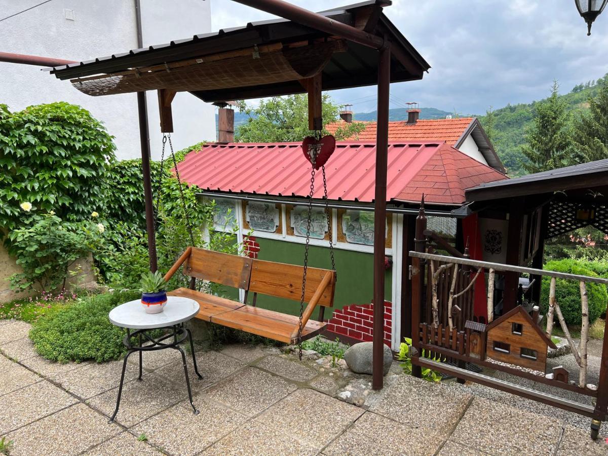 Ferienwohnung Queen Visoko Exterior foto