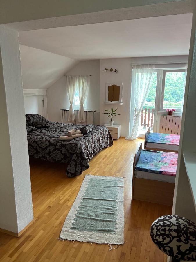 Ferienwohnung Queen Visoko Exterior foto